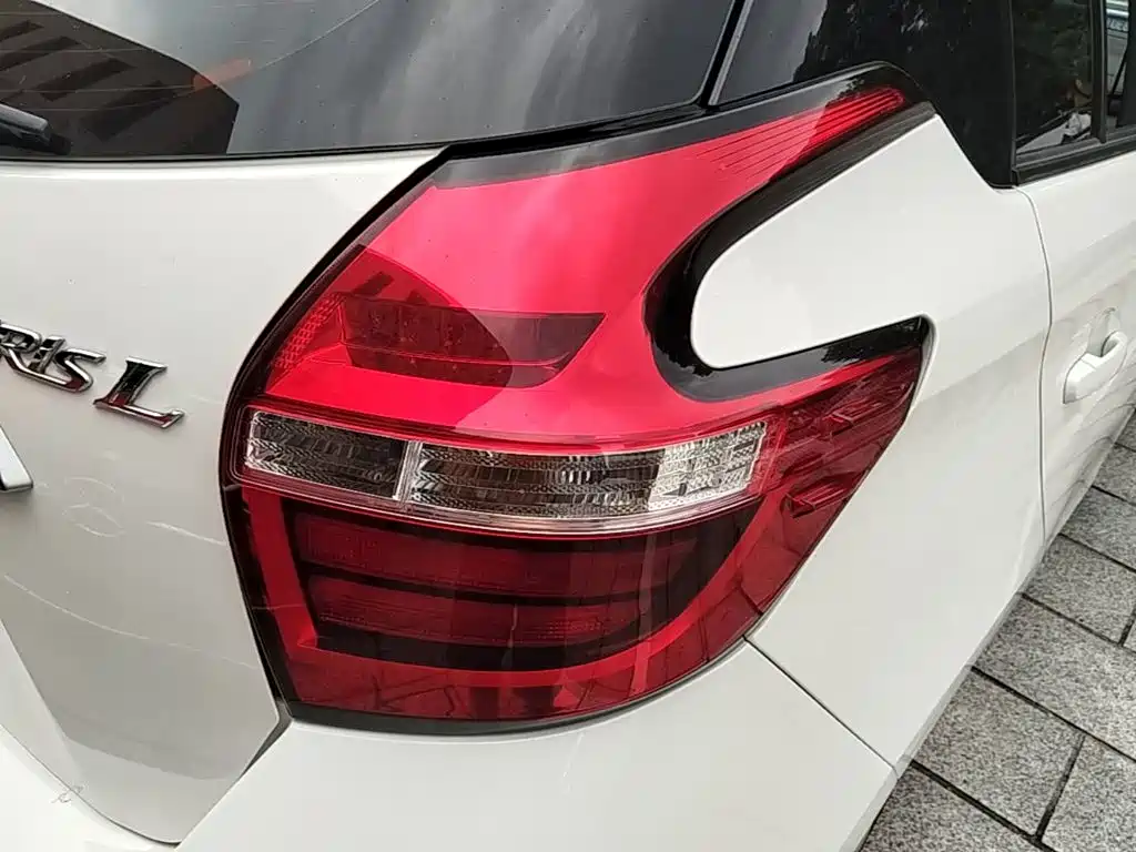 Toyota Yaris, миниатюра 8