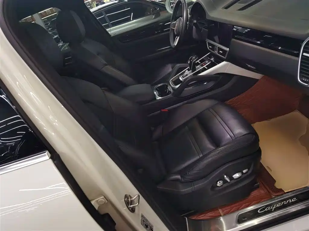 Porsche Cayenne 2018 Cayenne 3.0T фото 20