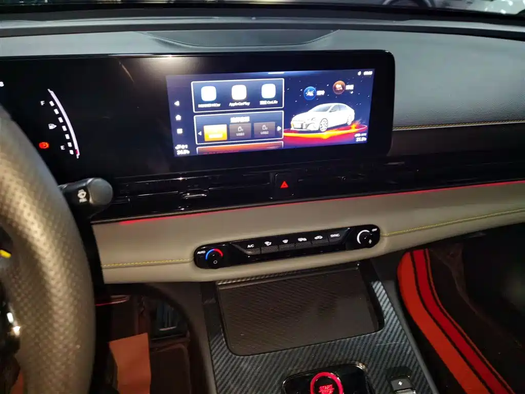 GAC Trumpchi Trumpchi Emkoo 2021 270T DCT J15 Edition фото 9