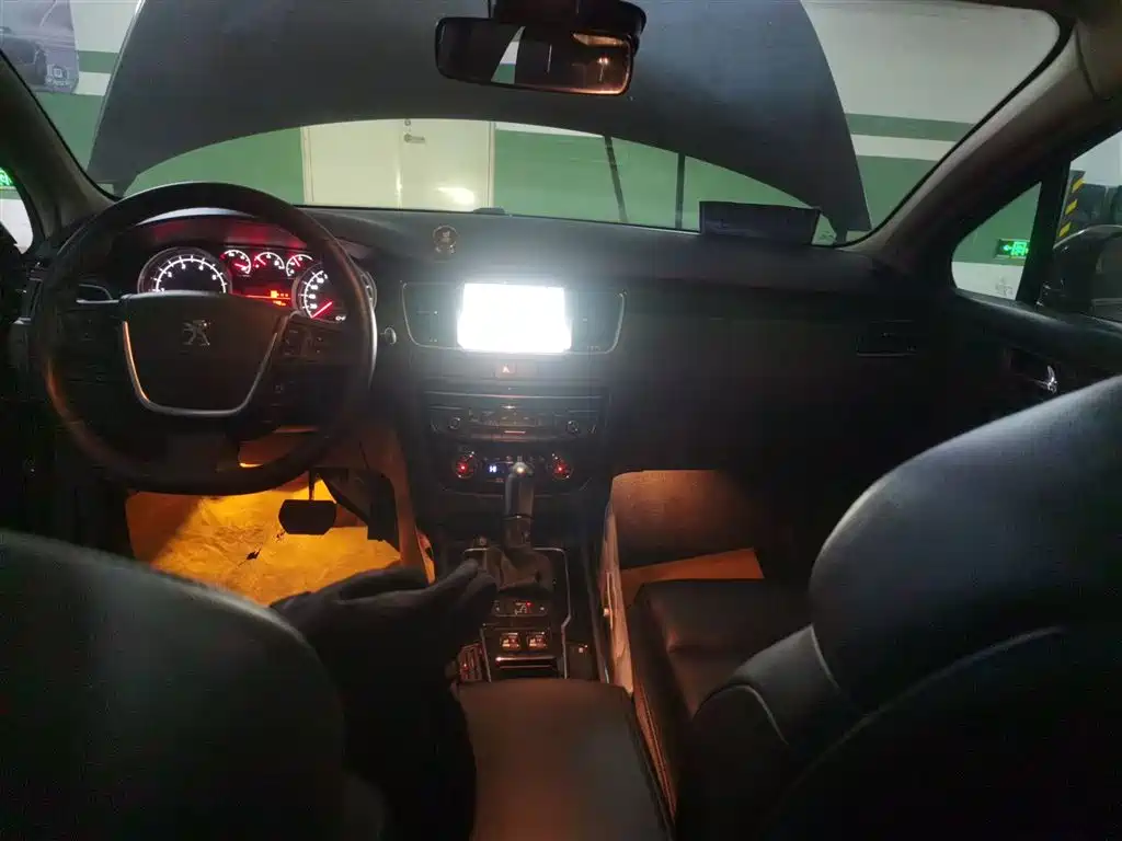 Peugeot 508 2015 1.6THP Auto Excellence Edition фото 5