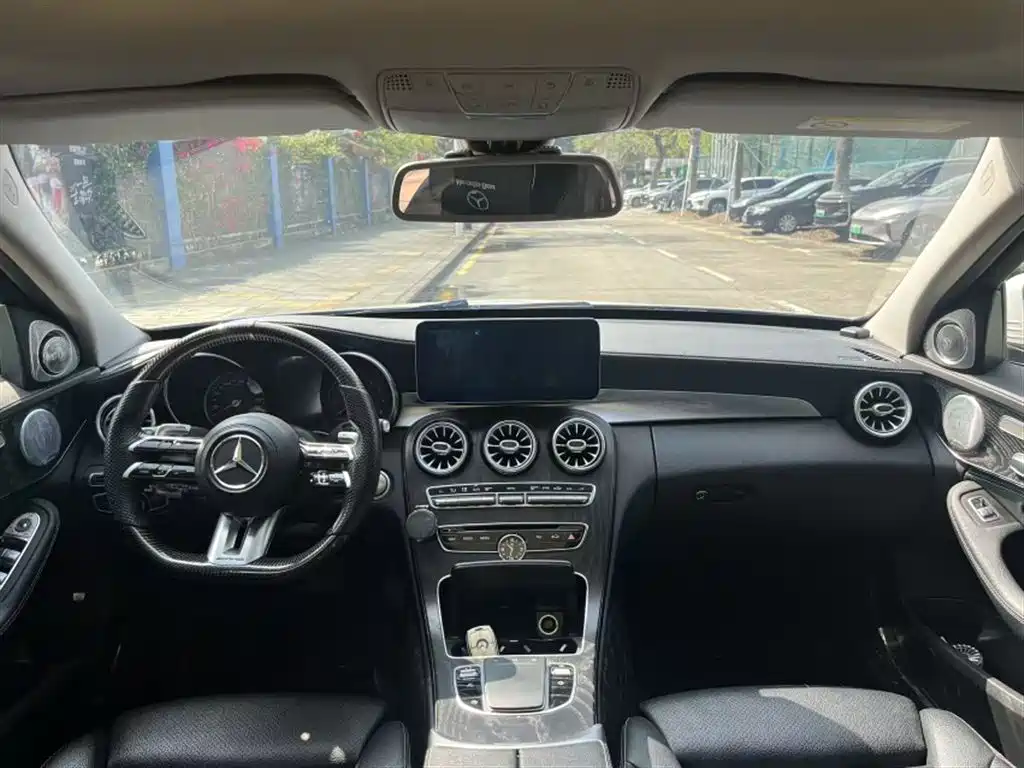 Mercedes-Benz C-Class 2017 Facelift C 200 L Sport Edition фото 17