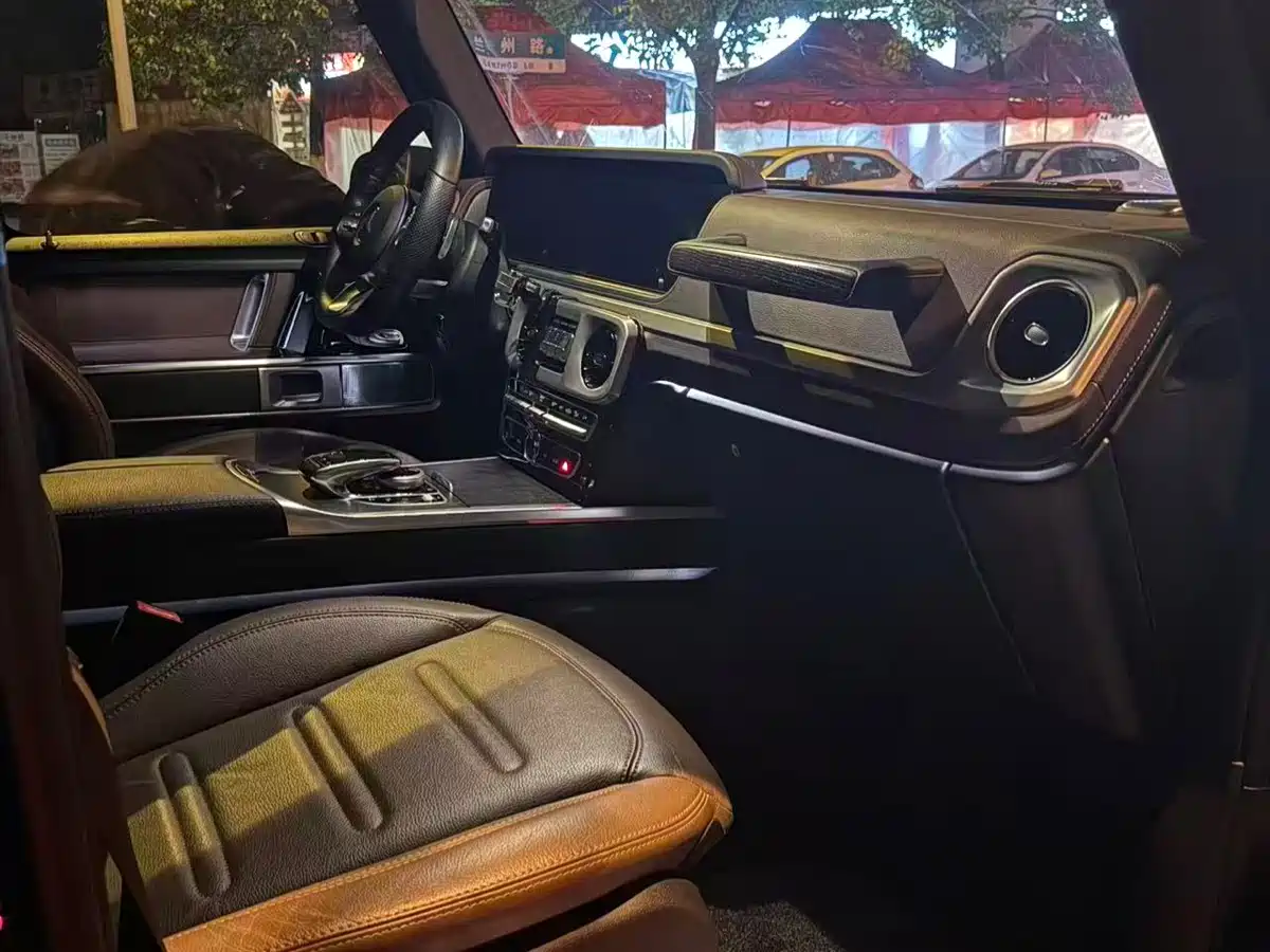 Mercedes-Benz G-Class 2023 G 350 фото 3