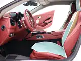 Фото 2 - Aston Martin Vantage