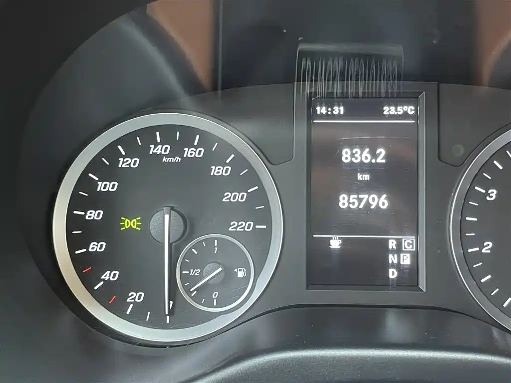 Mercedes-Benz Vito 2020 2.0T Business Edition (7-seater) фото 22