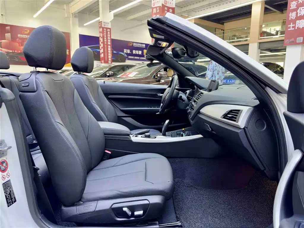 BMW 2 Series (Import) 2017 220i Convertible Coupe Leading фото 6