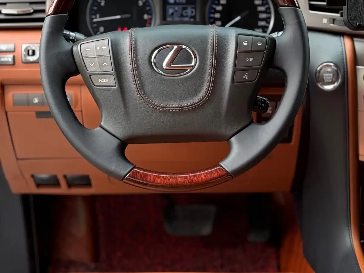 Lexus LX 2011 2009 570
