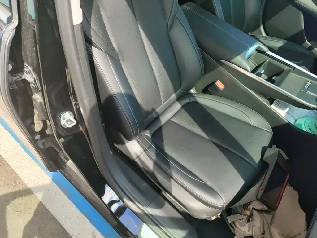 Buick LaCrosse 2025 2025 Model 28T Platinum Edition