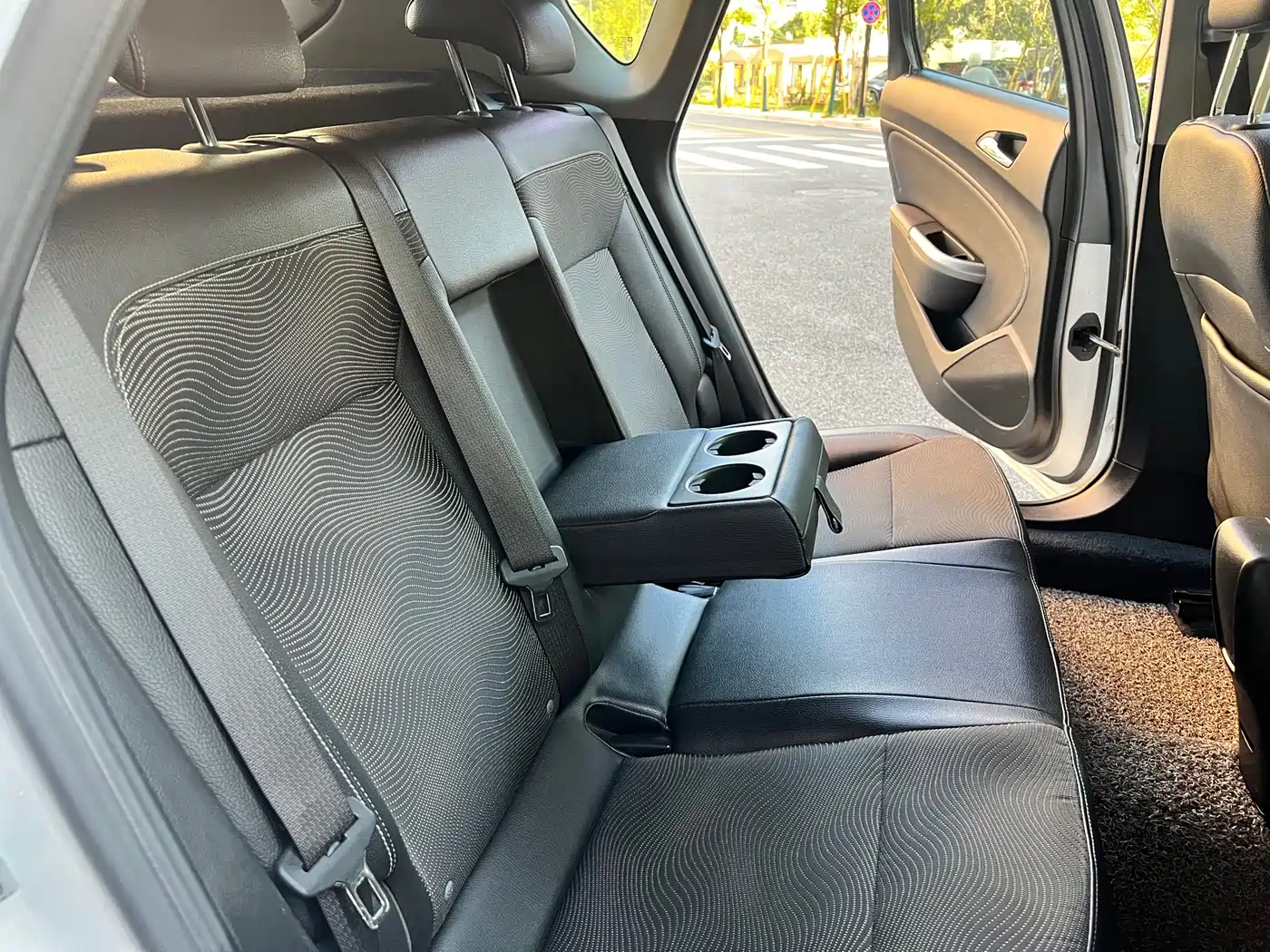 Buick Excelle 2014 XT 1.6L Automatic Fashion фото 14