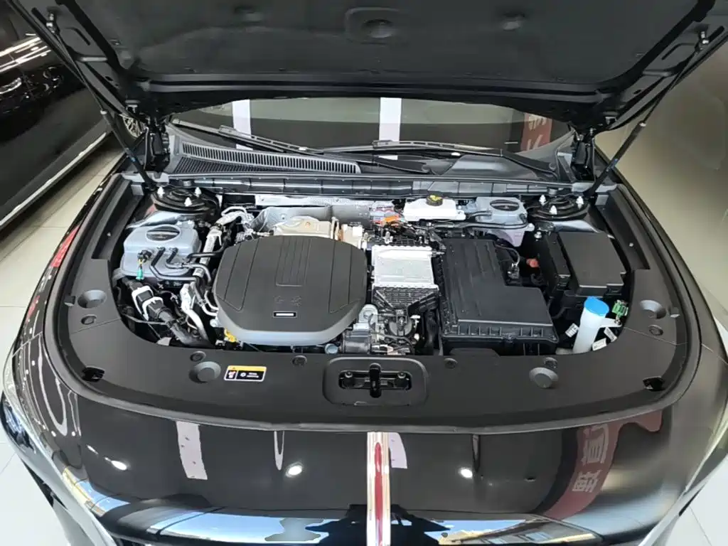 Hongqi H5 PHEV 2026 2025 130 Super Hybrid Edition