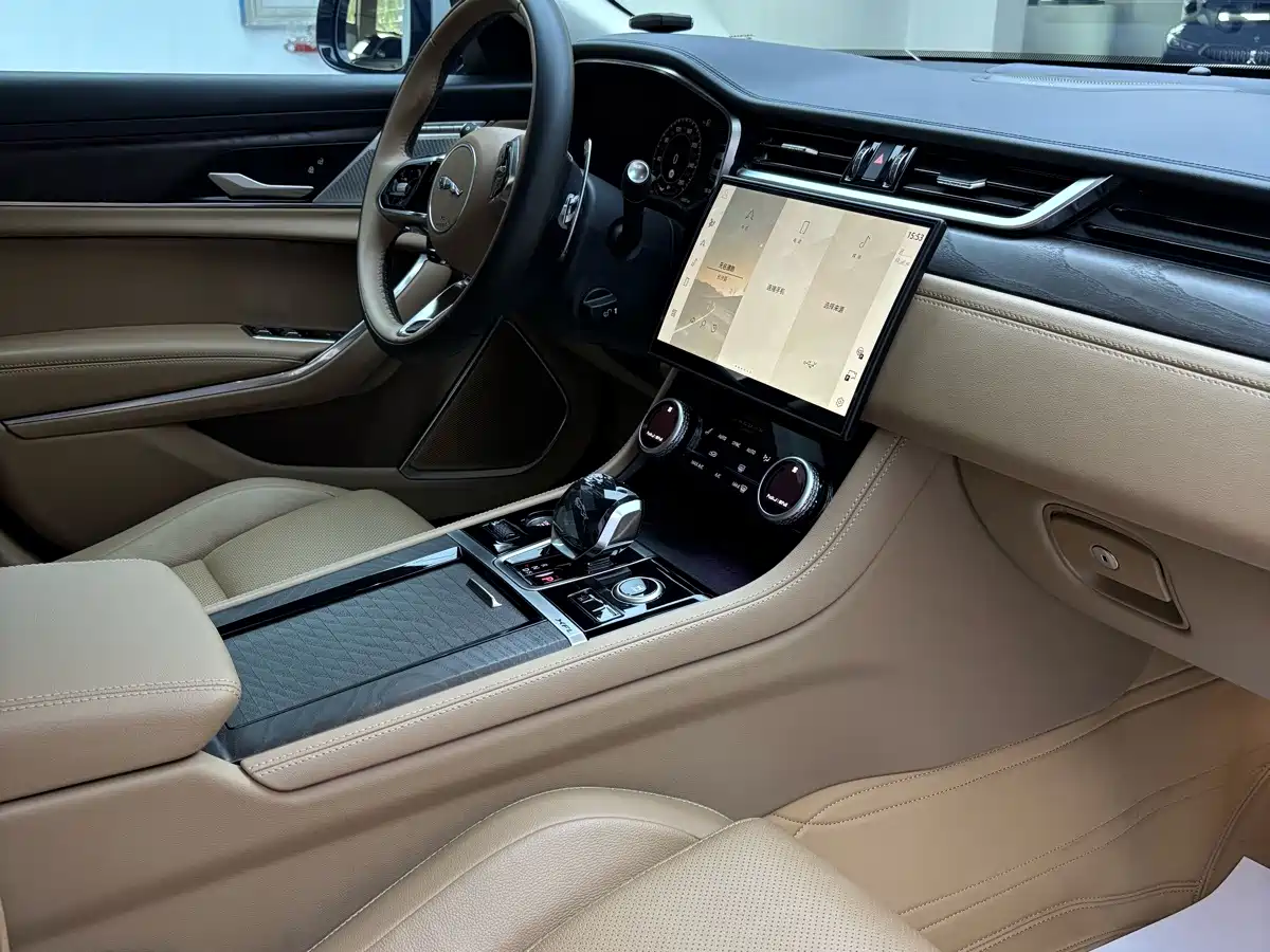 Jaguar XFL 2025 2024 2.0T P250 2WD Premium Luxury