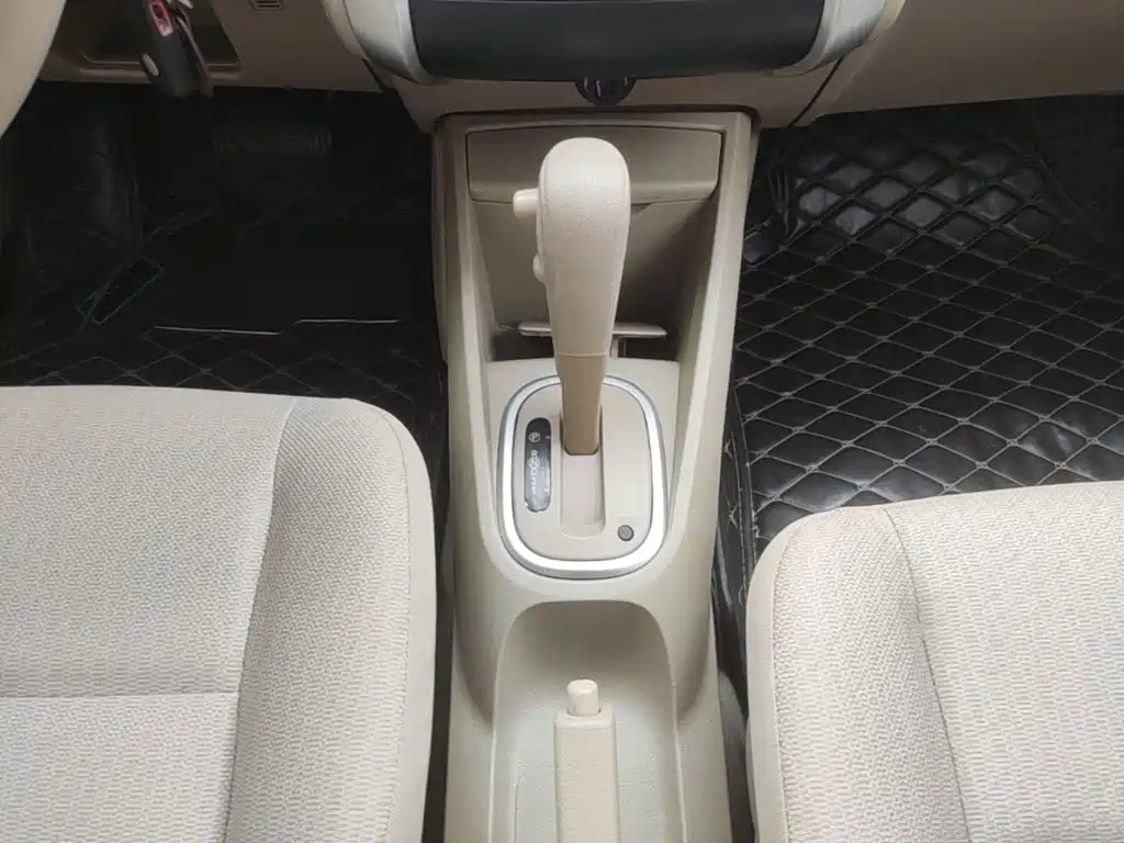 Venucia D50 2015 2013 1.6L Auto Fashion