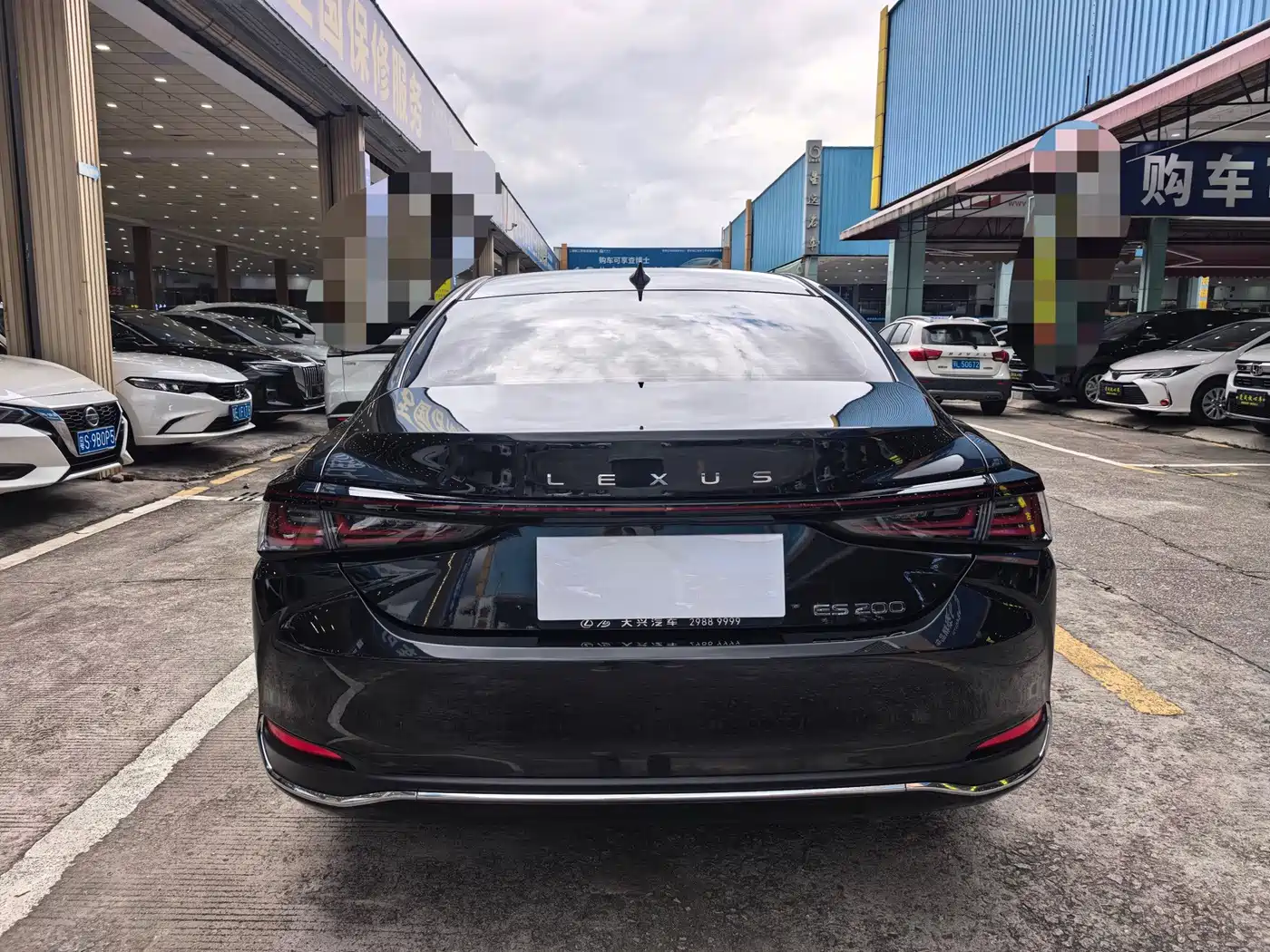 Lexus ES 2026 2025 200 Ultimate Edition