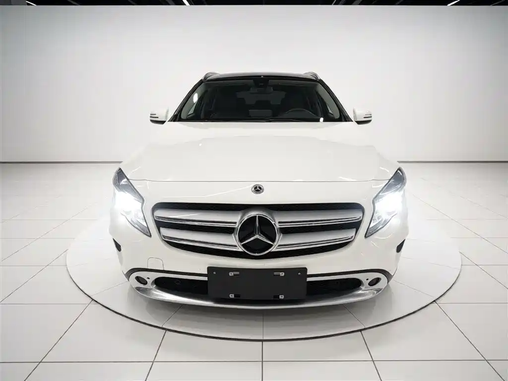 Mercedes-Benz GLA 2016 GLA 200 Fashion фото 3