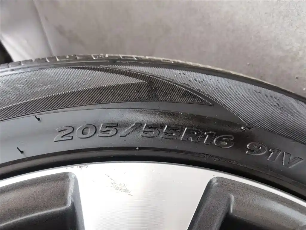 Toyota Levin 2014 1.8GS CVT Elite Edition фото 24
