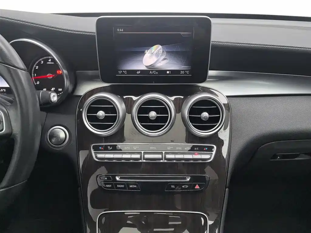 Mercedes-Benz GLC 2017 GLC 260 4MATIC Dynamic фото 12