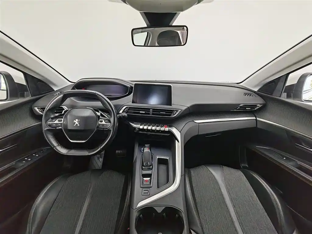 Peugeot 5008 2017 380THP 7-seat Elite Edition фото 5