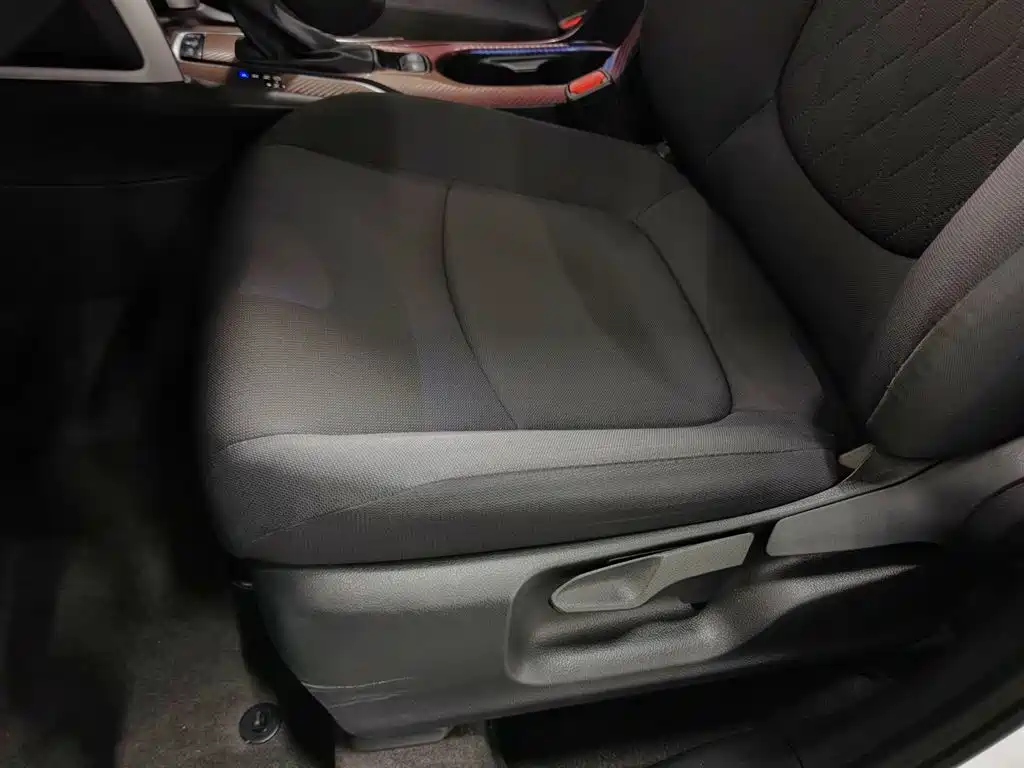 Toyota Corolla Cross 2023 2.0L Pioneer Edition фото 20