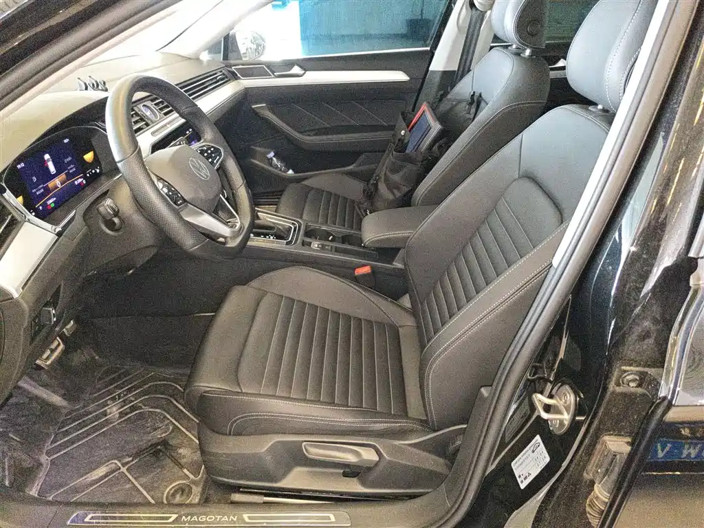 Volkswagen Magotan 2025 Popular Edition 280TSI DSG Comfort фото 15