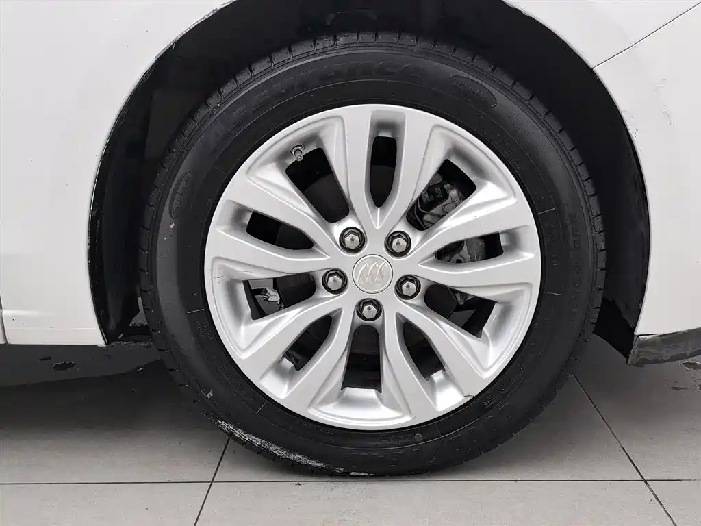Buick Excelle 2019 15T DCT Connected Elite (China V) фото 17