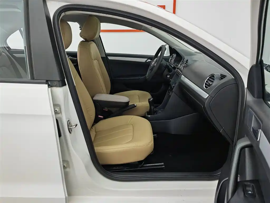 Volkswagen Jetta 2015 Value Edition 1.6L Manual Comfort фото 23