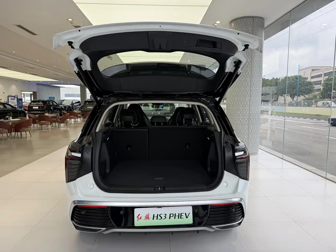 Hongqi HS3 PHEV 2024 PHEV 115km Power Edition фото 9