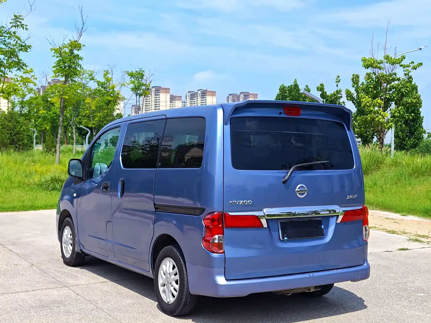 Nissan NV200 2013 2013 1.6L Premium (China IV)