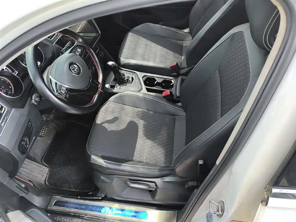 Volkswagen Tiguan L 2018 330TSI Automatic 2WD Trend Edition фото 11