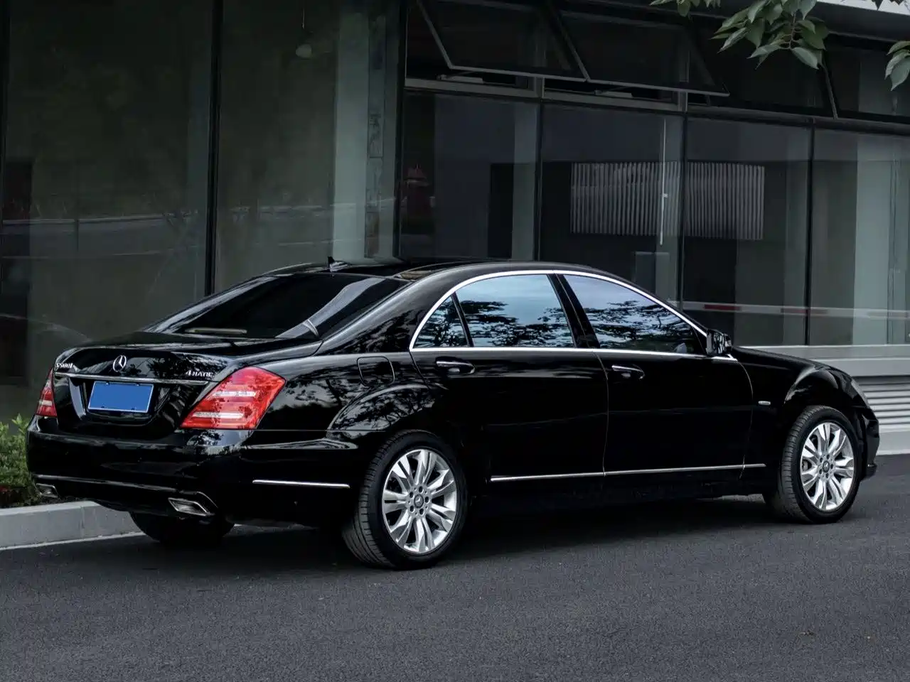 Mercedes-Benz S-Class 2011 S 500 L CGI 4MATIC фото 5