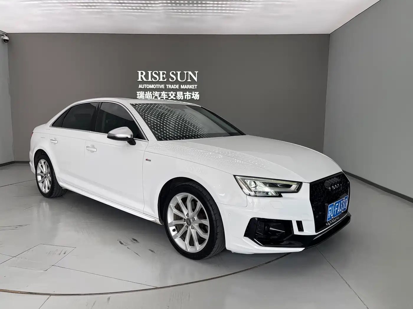 Audi A4L 2019 40 TFSI Sport (China V) фото 3
