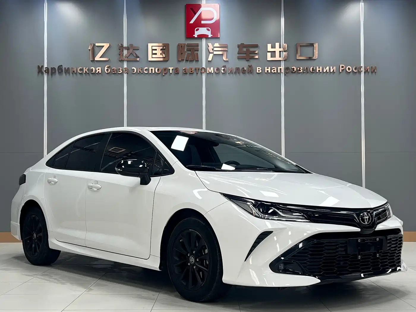 Toyota Corolla 2021 TNGA 1.5L CVT GR SPORT Edition фото 3