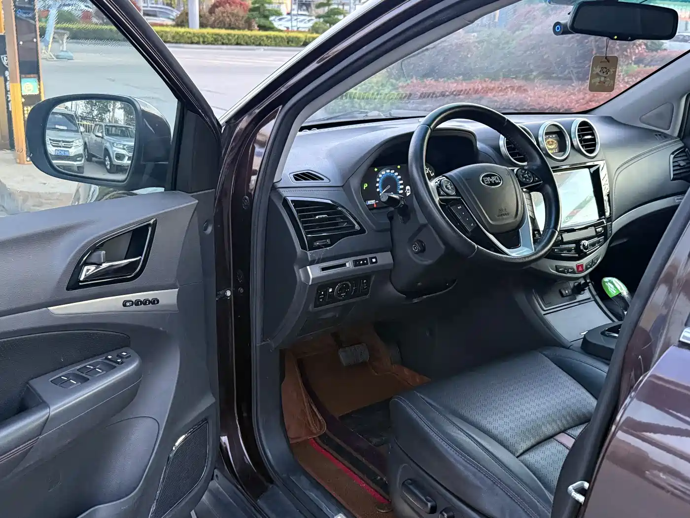 BYD S7 2015 2.0T Automatic Flagship Model фото 6