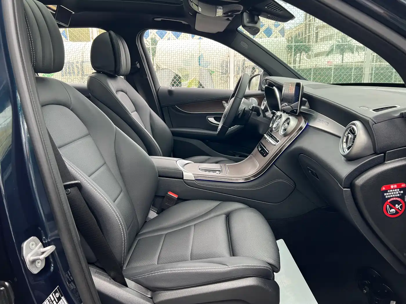 Mercedes-Benz GLC 2020 Facelift GLC 260 L 4MATIC Luxury фото 12