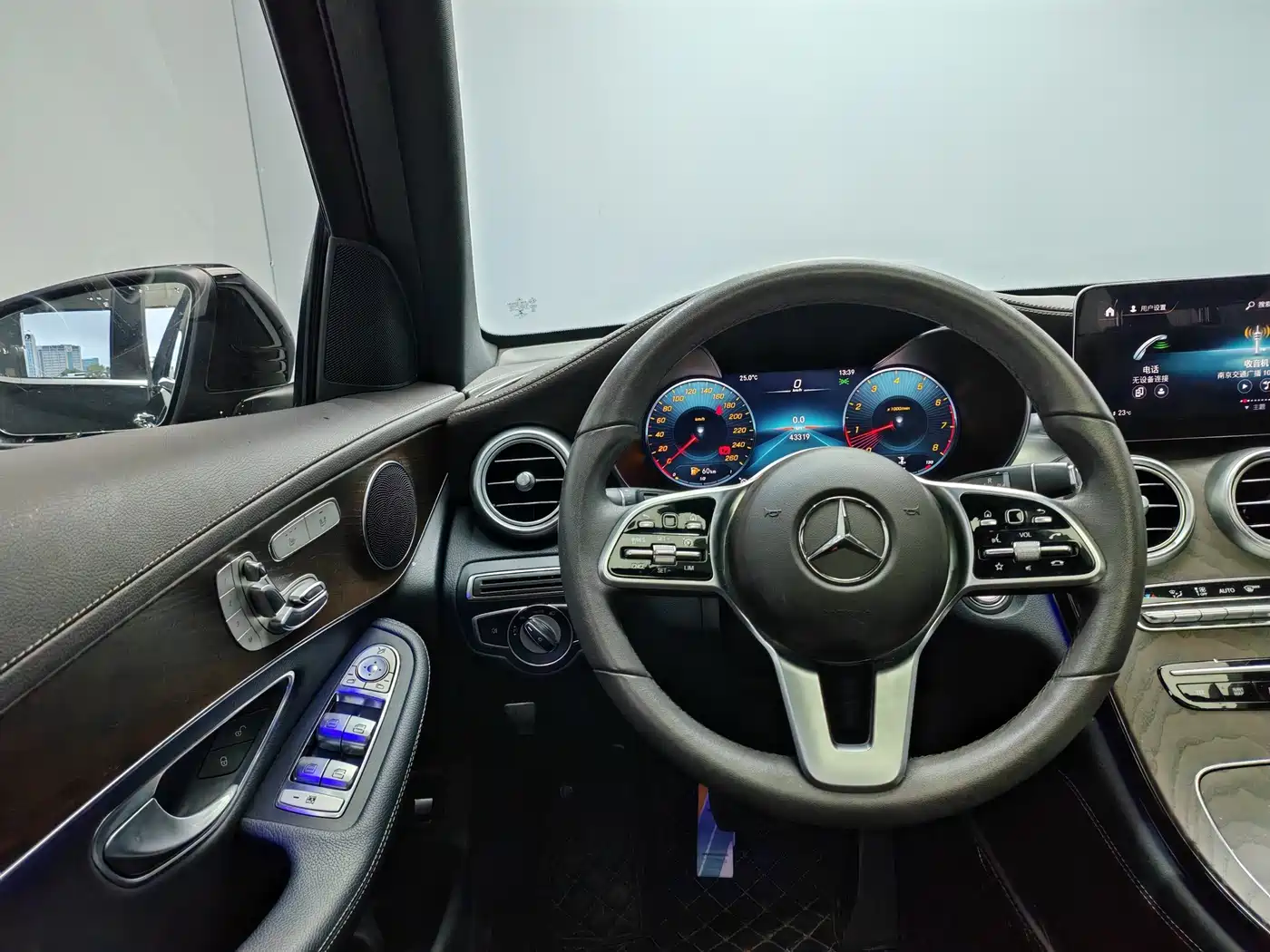 Mercedes-Benz GLC 2021 GLC 260 L 4MATIC Luxury фото 9