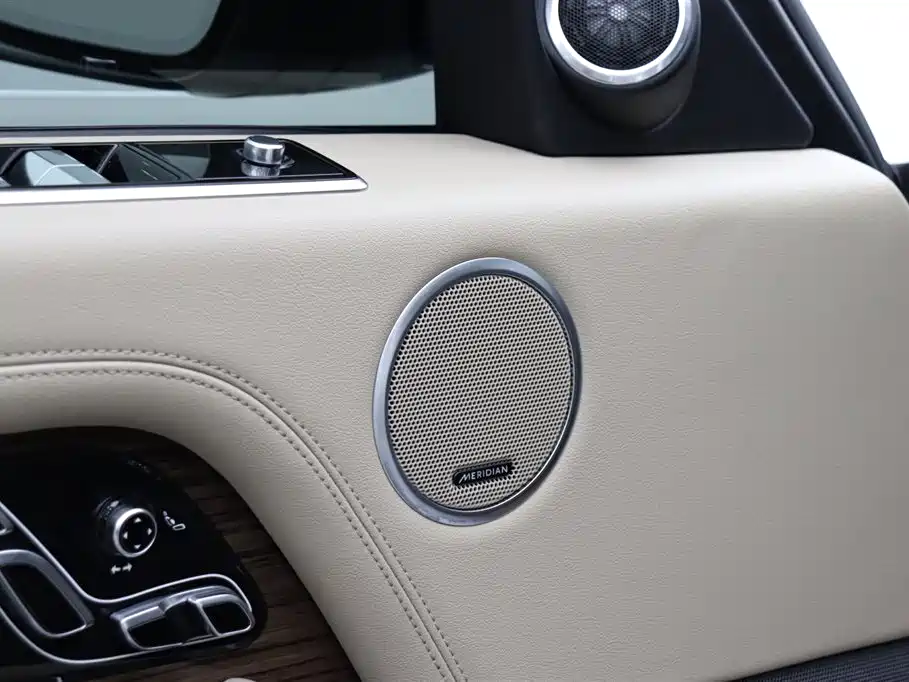 Land Rover Range Rover 2019 3.0 SC V6 Heritage Extended Edition фото 12