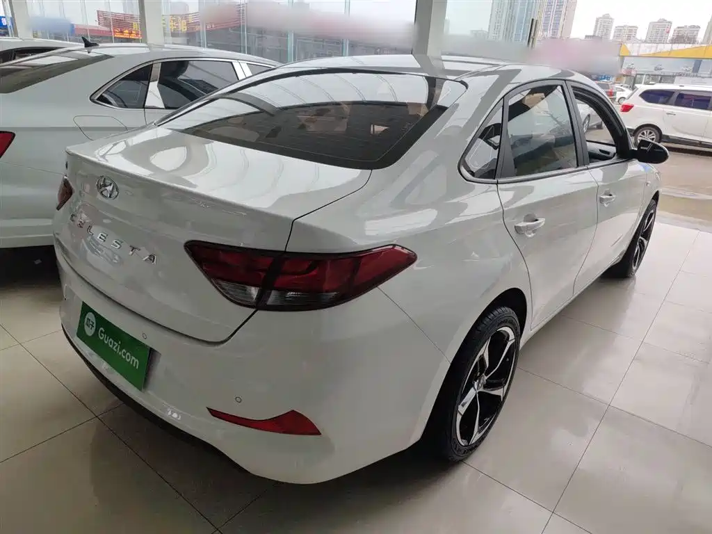 Hyundai Elantra 2020 1.6L Auto GL Pleasing Edition фото 7