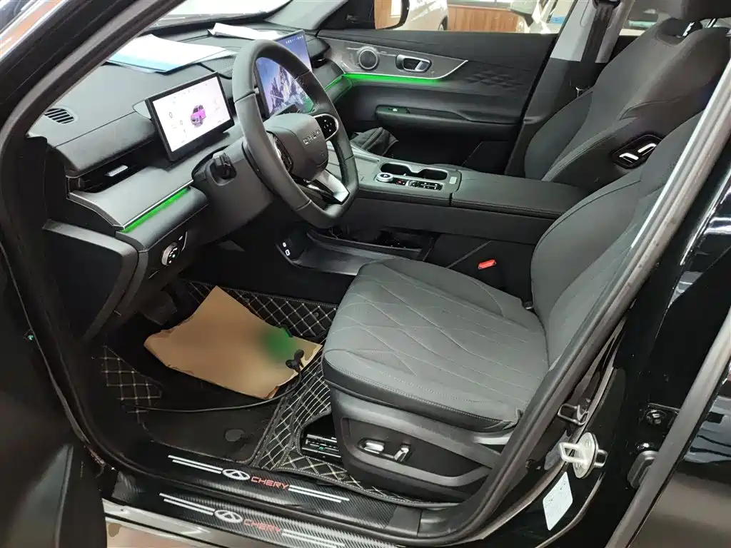 CHERY TIGGO 8 PLUS