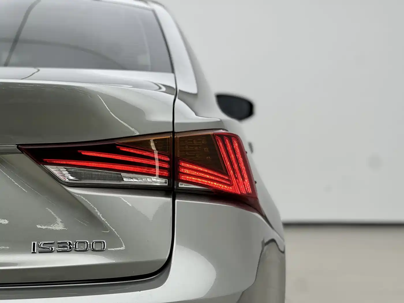 Lexus IS 2017 300 F SPORT фото 9