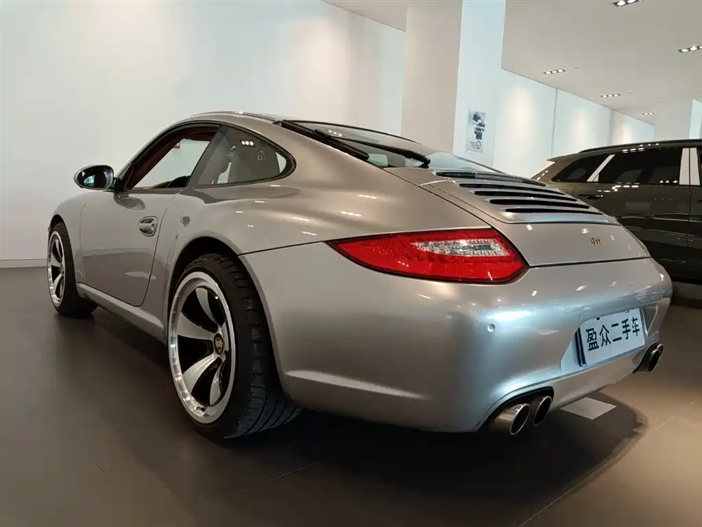 Photo 6 - Porsche 911
