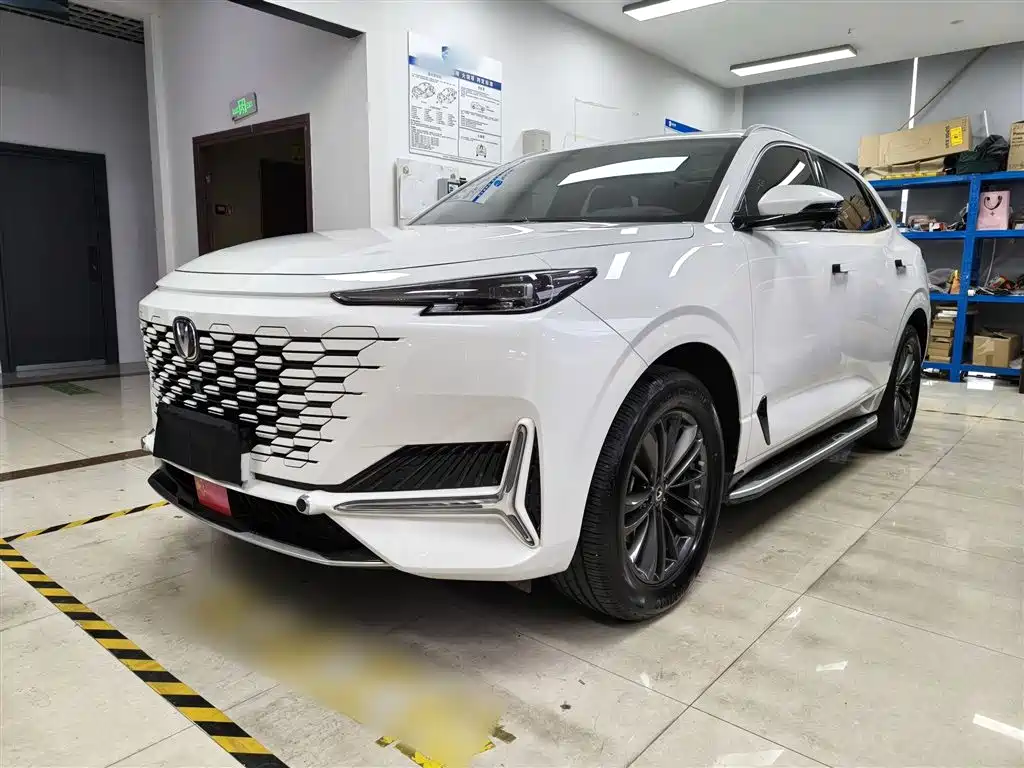 CHANGAN UNI-K