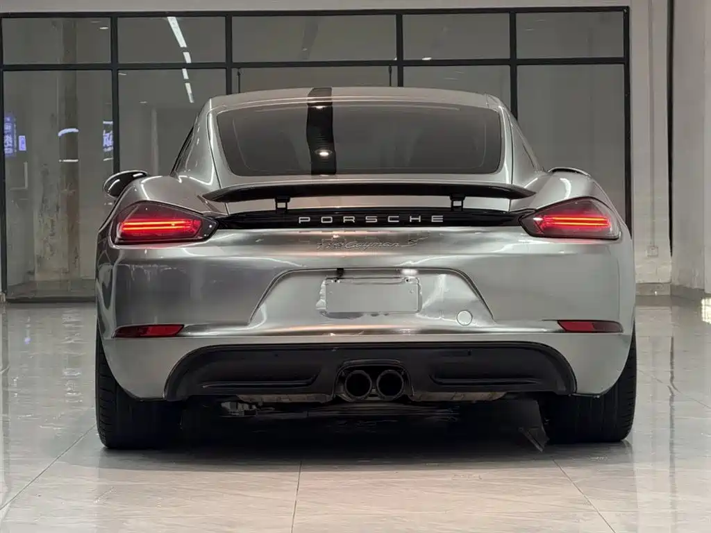 Porsche 718 2018 Cayman 2.0T фото 9
