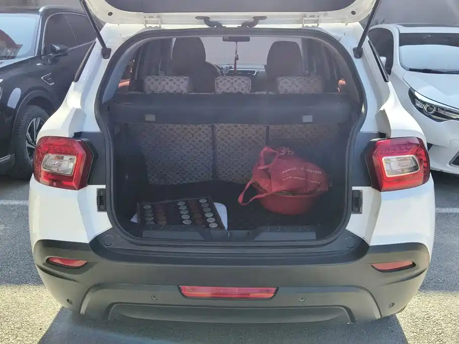 Zhonghua V3 2017 2016 1.5L Automatic Comfort