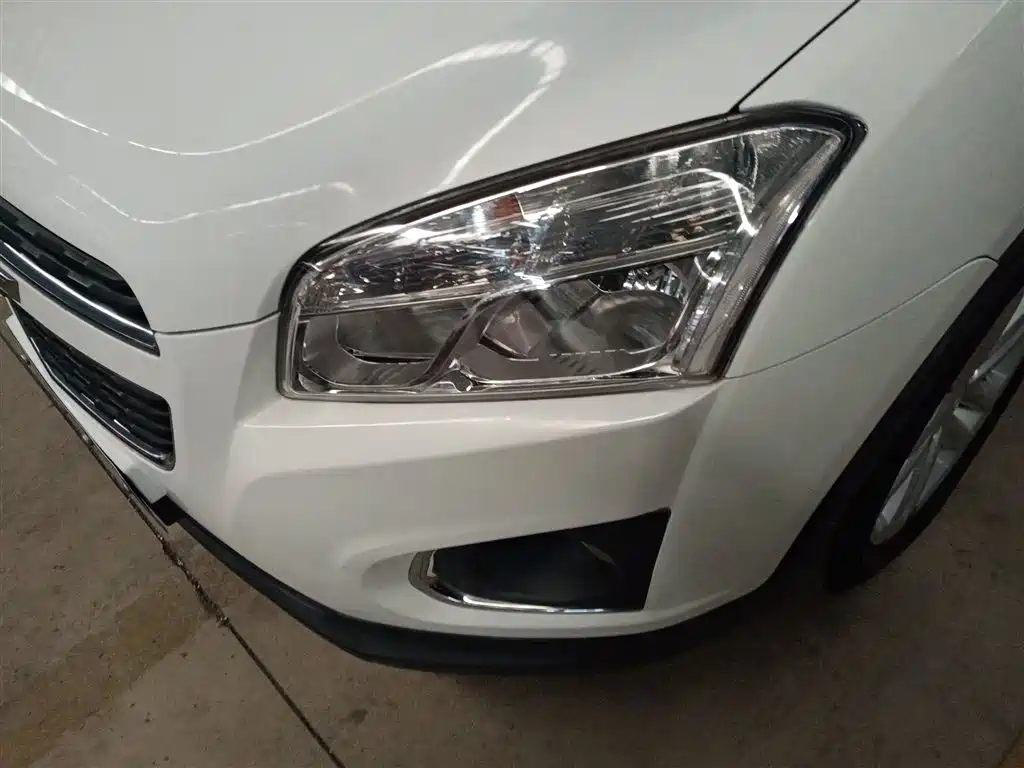 Chevrolet Trax 2016 1.4T Automatic 2WD Comfort Sunroof Edition фото 15