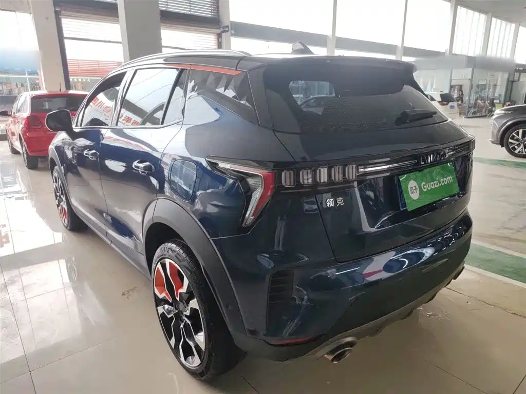 Lynk & Co 06 2020 1.5T Halo фото 5