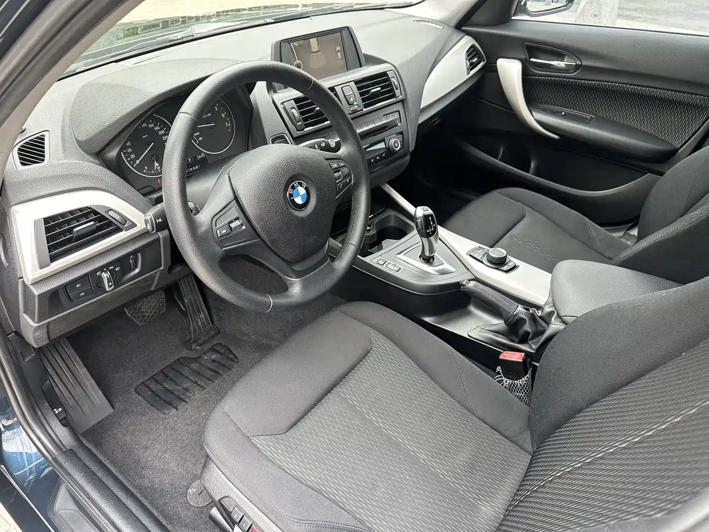 BMW 1 Series (Import) 2013 Facelift 118i Leading Model фото 7