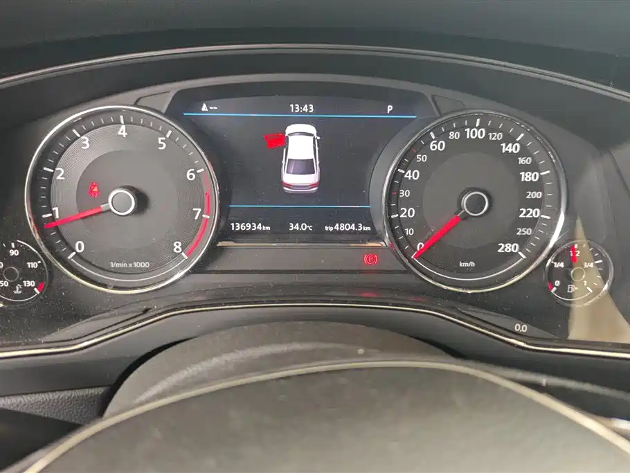 Volkswagen Phideon 2018 Facelift 380TSI FWD Business фото 14