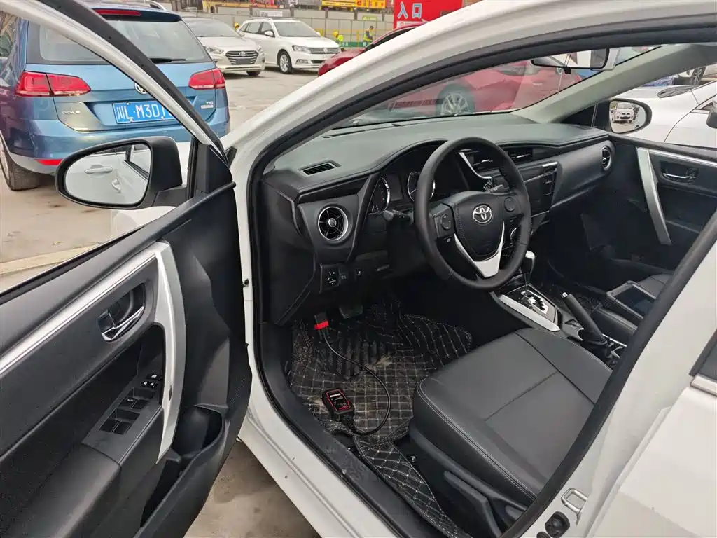 Toyota Corolla 2017 Facelift 1.2T S-CVT GL-i фото 16