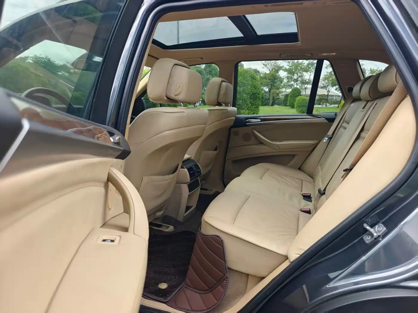 BMW X5 (Import) 2012 2011 xDrive35i Leading Edition