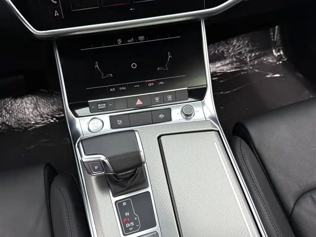 Audi A6L 2021 45 TFSI Exclusive Elegance фото 17