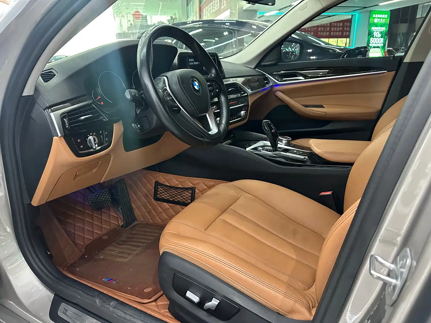 BMW 5 Series 2018 528Li Launch Special Edition фото 4