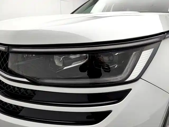 Volkswagen Talagon 2023 380TSI 4WD R-Line Touring Edition фото 16